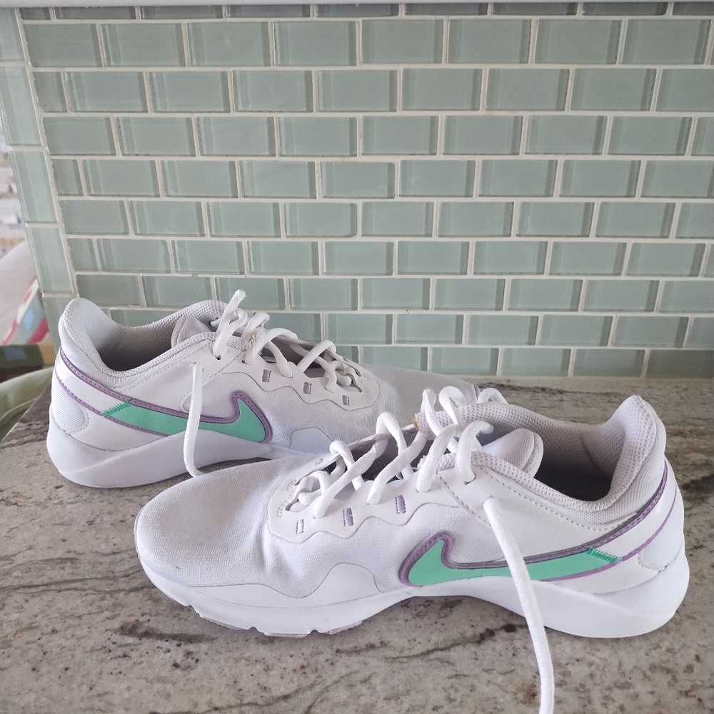 Nike White Athletic Shoes with Mint Green Swoosh